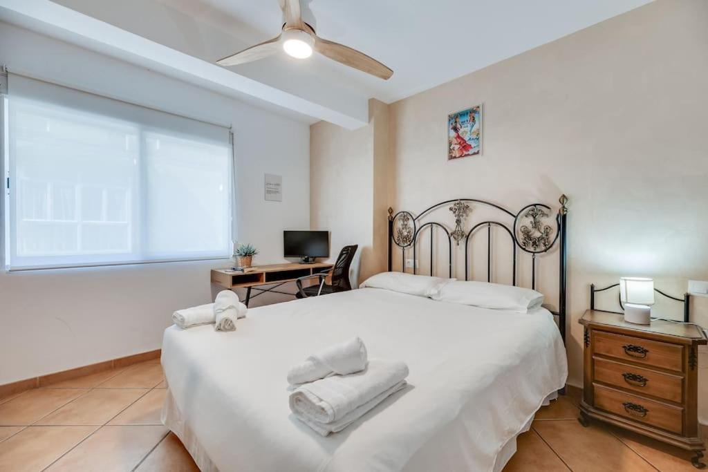 Encantador Apartamento Cerca Del Mar Málaga Eksteriør bilde