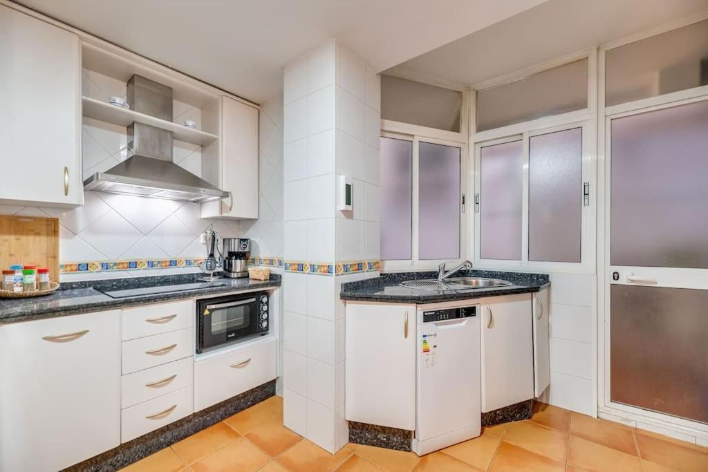 Encantador Apartamento Cerca Del Mar Málaga Eksteriør bilde